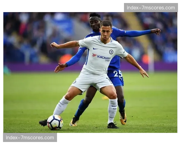 英超将试用新型连接球芯片，以提供更精确的出界判断数据